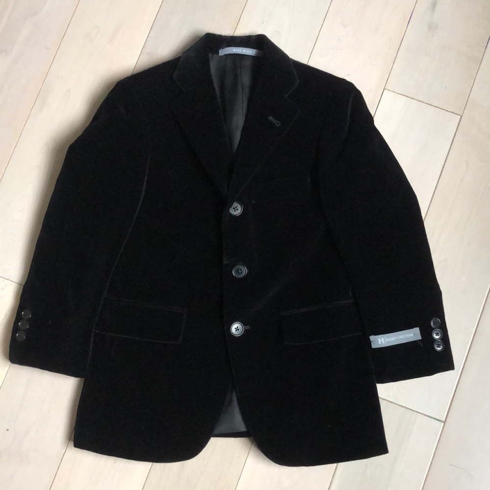 Hickey Freeman His First black velvet cotton boys blazer 7